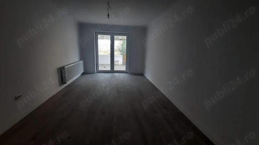 Zona spital TBC (str. Ciocarliei) casa dispusa pe D+P+E, teren 890 mp - 4