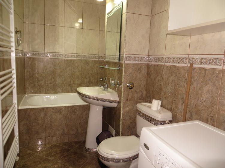 Apartament cu 2 camere de inchiriat etaj 1, zona centrala - 2