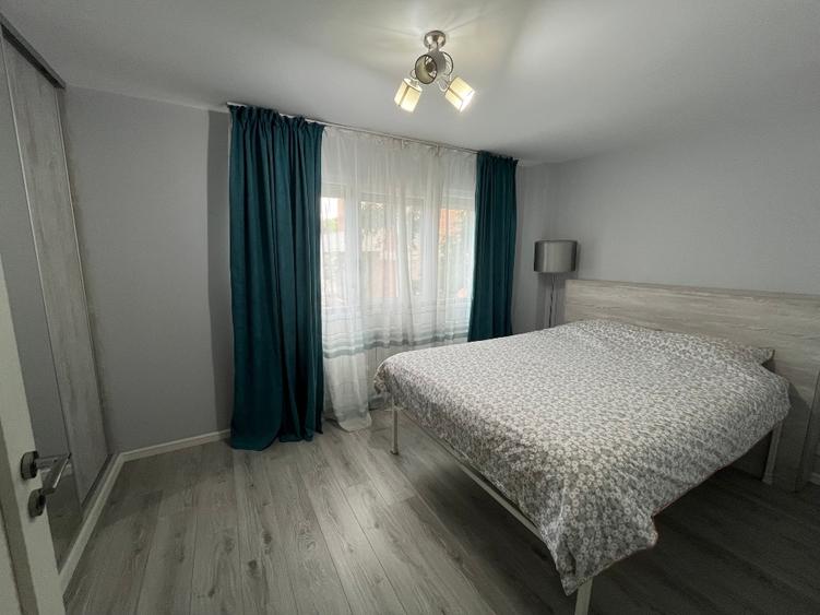Apartament cu 3 camere semidecomandat în Brazda lui Novac