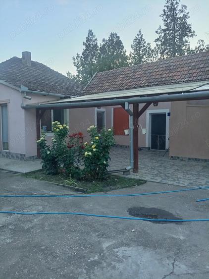 Vand casa comuna Doroban?i - 1