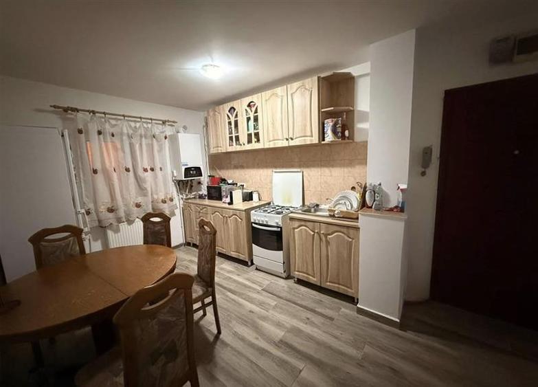 Mobilat si utilat, model mare, aproape de Mall - 1