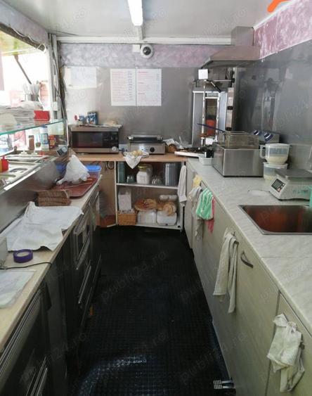 Vand container fast food + magazie complet utilat - 4