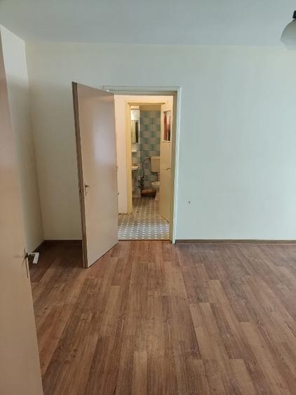 Vand apartament 2 camere semidecomandat DRUMUL TABEREI (ROMANCIERILOR) - 3