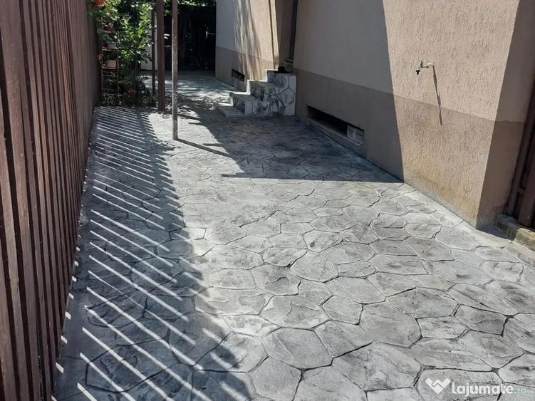 Apartament unic cu 2 camere,2 bai si curte individuala - 2