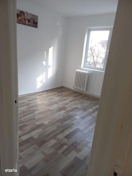 Apartament cu 3 camere semidecomandat zona Mircea cel Batran - 18
