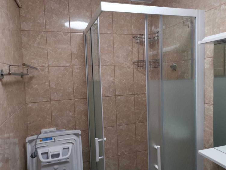 Inchiriez garsoniera zona Piata Mica - 1