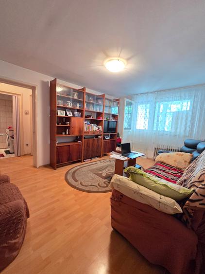 Apartament cu 2 camere în Drumul Taberei