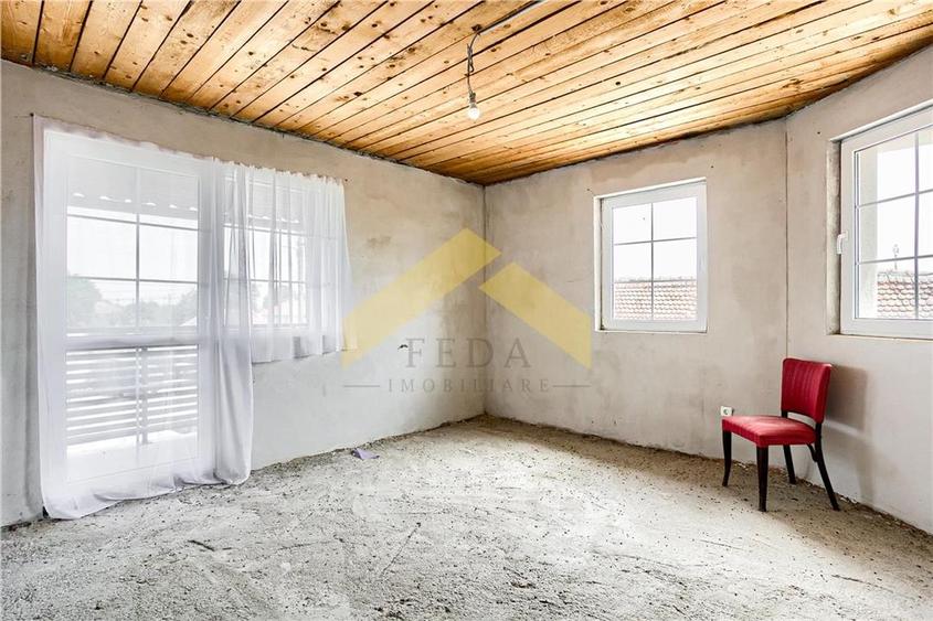 Casa noua de vanzare orasul Ineu - 46