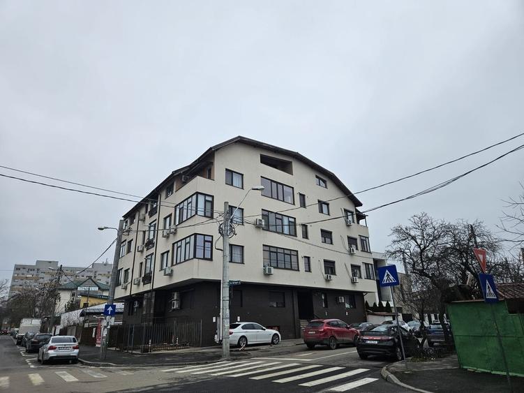 De Vanzare Garsoniera Dubla zona Bucuresti Noi - Bazilescu - 1