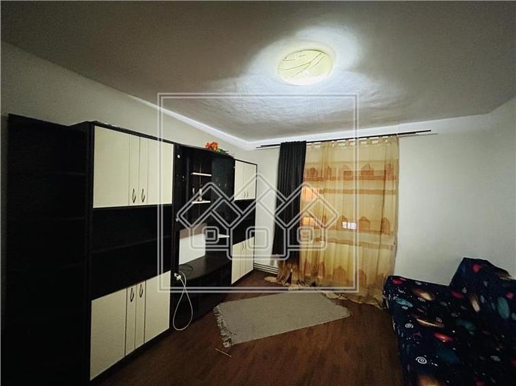 Garsoniera de vanzare in Sibiu - decomandata - cu pivnita - Etaj 1 - 8