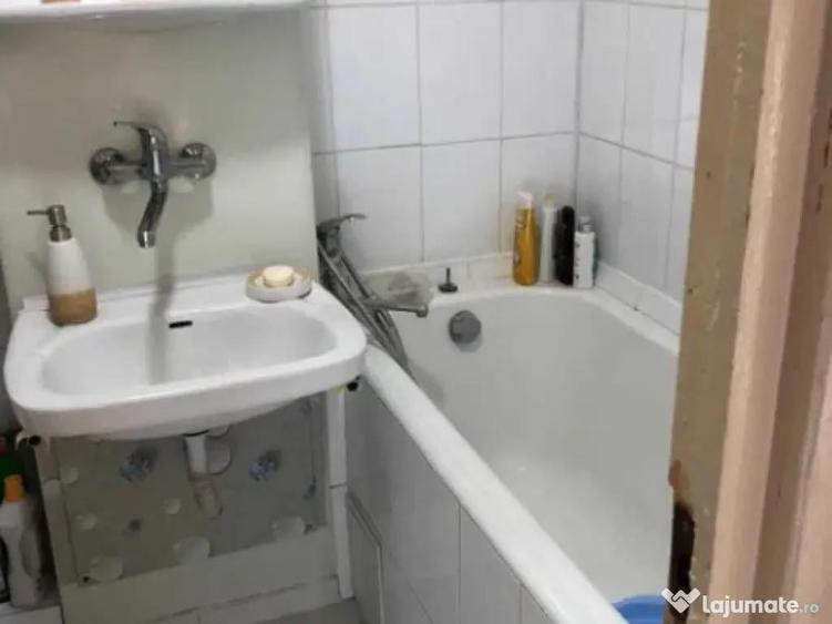 Garsoniera decomandata - zona Astra - 2