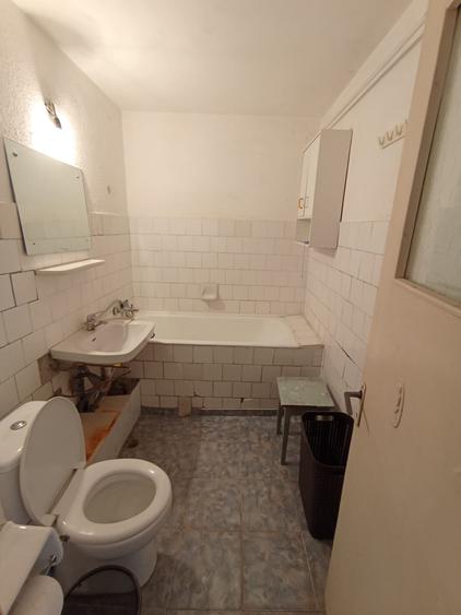 Apartament 2 camere DECOMANDAT, ETAJ 4 cu pod Nicolina 2-Clopotari !! - 10