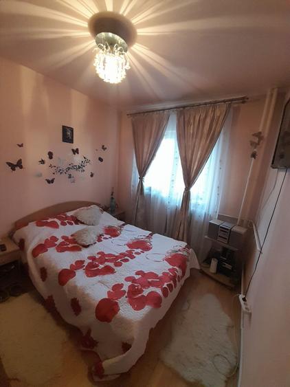 Doua camere mobilat - 3