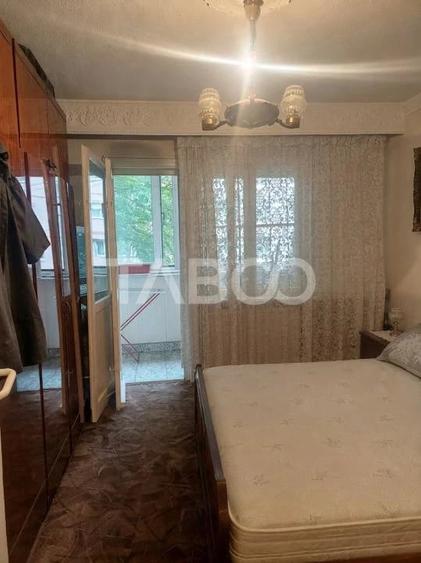 Apartament cu 4 camere de vanzare la etajul 1 in zona Vasile Aaron - 8