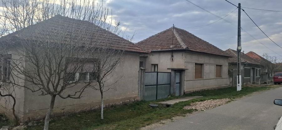 Casa la tara de vanzare - 6