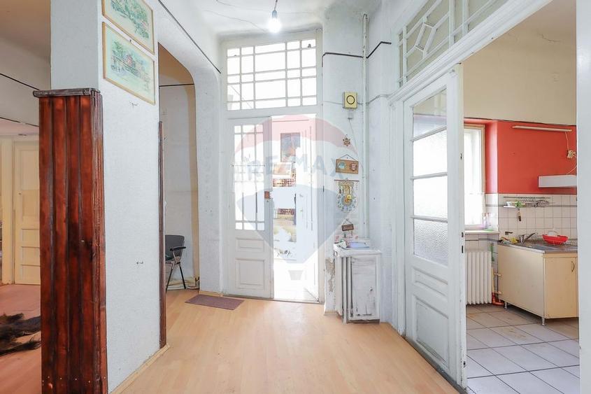 Apartament cu 4 camere de vanzare, Str. Sf. Apostol Andrei, Oradea - 6