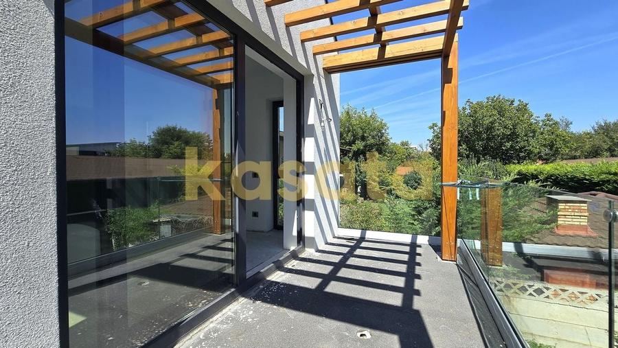 Vila Sisesti | 4 camere | Curte libera 211 mp | VIDEO - 8