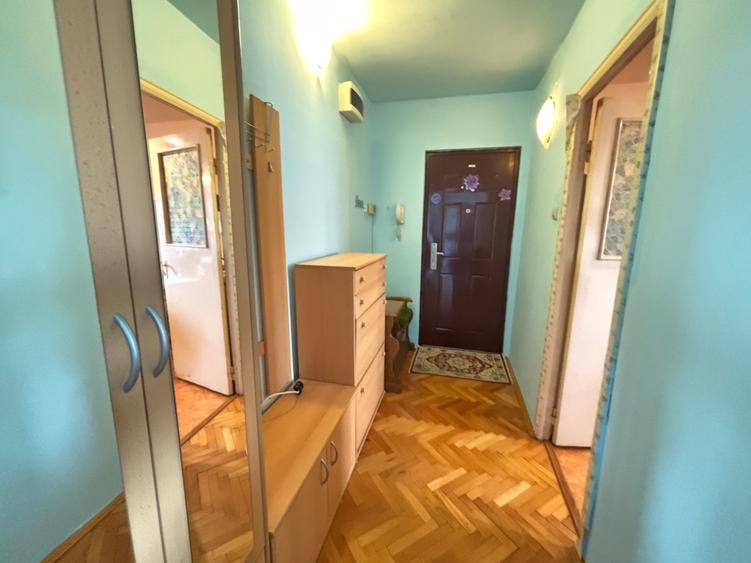 Inchiriez ap 2 camere Aradului 330 - 2