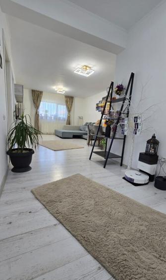 Casa P+ M cu placa intre etaje la cheie ,teren 340 mp - 9