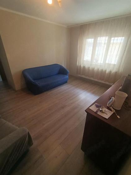 Cu Centrala,In Complexul Studen?esc,Langa Stadionul Poli si Langa Novatim,Liber,380 E - 5