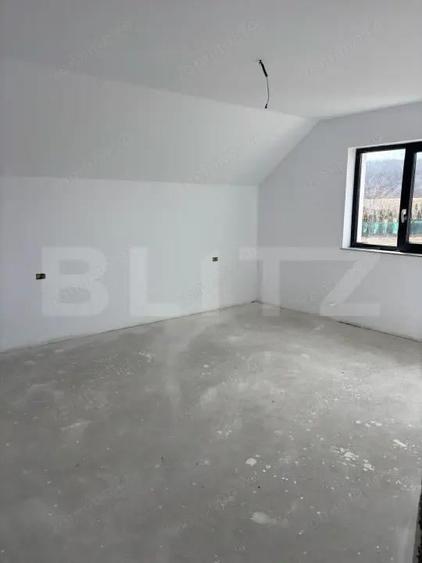 Casa individuala 196 mp | 4 dormitoare | garaj | teren 400 mp | Ipote?ti - 7