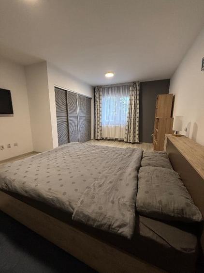 Casă cu 6 camere cu Teren 606 Mp în Central