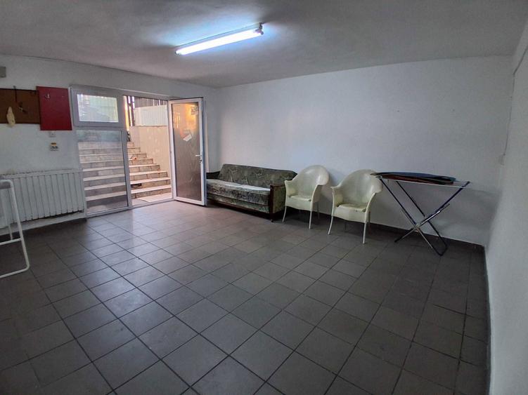 Proprietar inchiriez spatiu zona Lipovei Mall 36 mp - 4