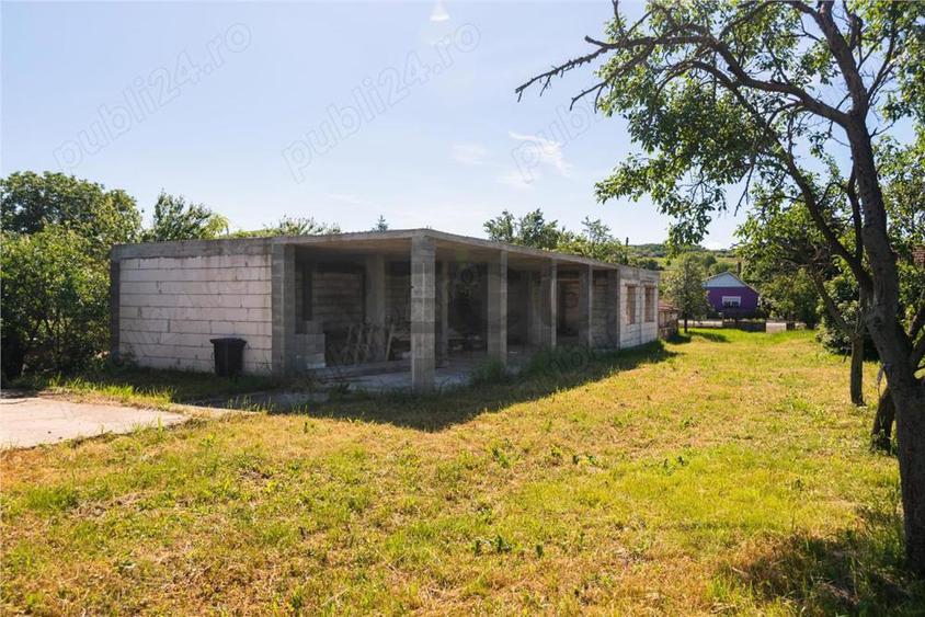 Casa veche ?i construc?ie noua - 6