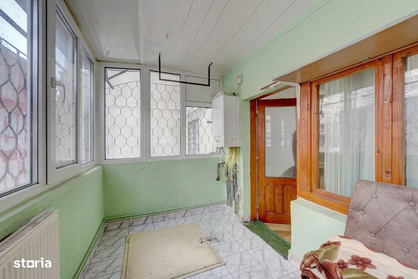 Apartament cu 4 camere în Decebal