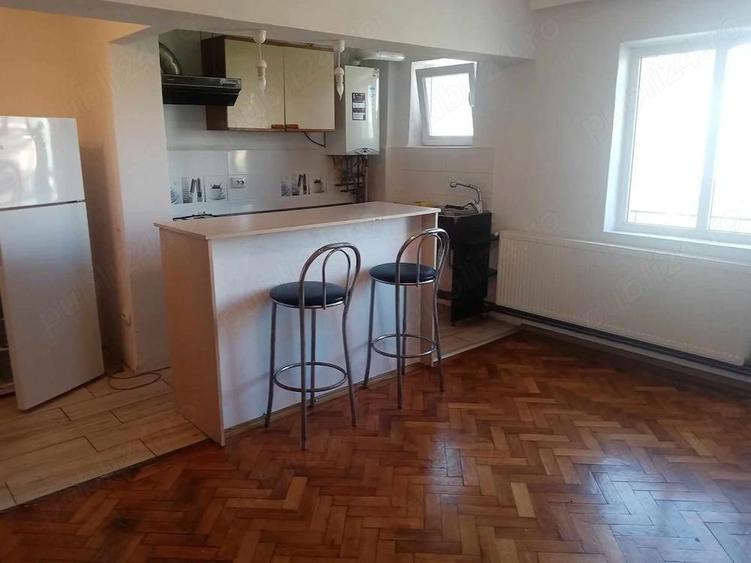 Inchiriem apartament 2 camere zona 1 Mai , centru , centrala proprie , mobilat - 2