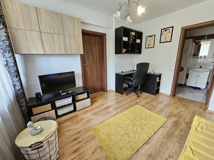 Mihai Bravu/Bloc Nou/Studiou La Cheie/3 Minute Metrou/ - 5