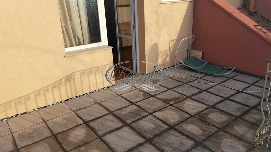 Casa frumoasa cu garaj si curte proprie in Buna Ziua - 18