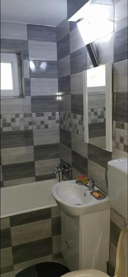 Apartament cu 2 camere decomandat în Exterior Vest