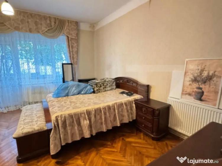 Apartament de vanzare, 139 mp, zona Titulescu - 5