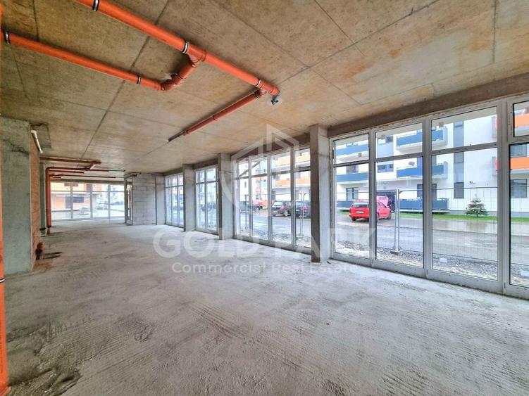 Spatiu Comercial - Zona Floresti - 160 mp - Bloc Nou  - VITRINA MARE - 9