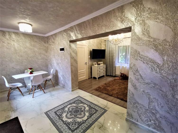 Casa 4 camere, ultracentral Bacau. - 2