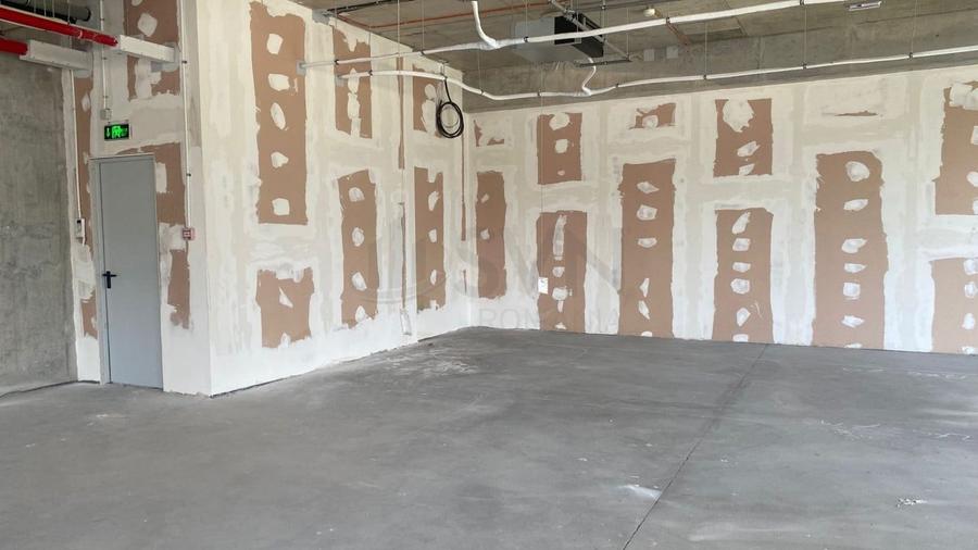 REC3001431 Spatiu comercial pretabil retail l showroom l l birouri - 12