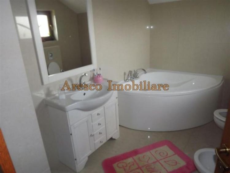 Casa de vanzare in Europa - 4