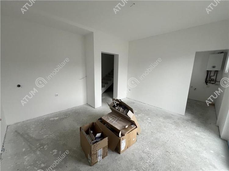 Casa cu 4 camere si teren 250 mp in Selimbar zona Triajului - 13