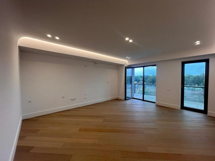 Apartament cu 3 camere decomandat în Iancu Nicolae