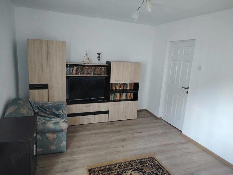 Apartement renovat, mobilat si utilat - 3 camere, 3 balcoane, 2 bai 96m in zona Lunca-Politie - 4