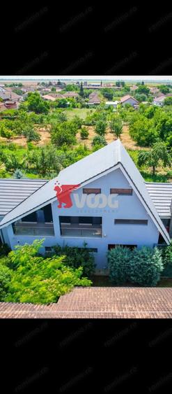 VILA MODERNA IN PECIU NOU COMISION 0 - 18