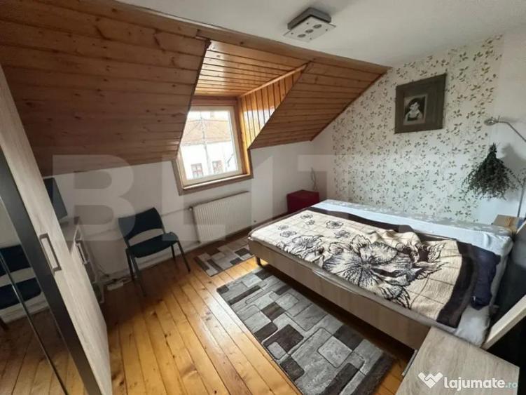 Casa Individuala cu 5 camere, SU=248mp / ST=761 mp, Zona Bla - 10