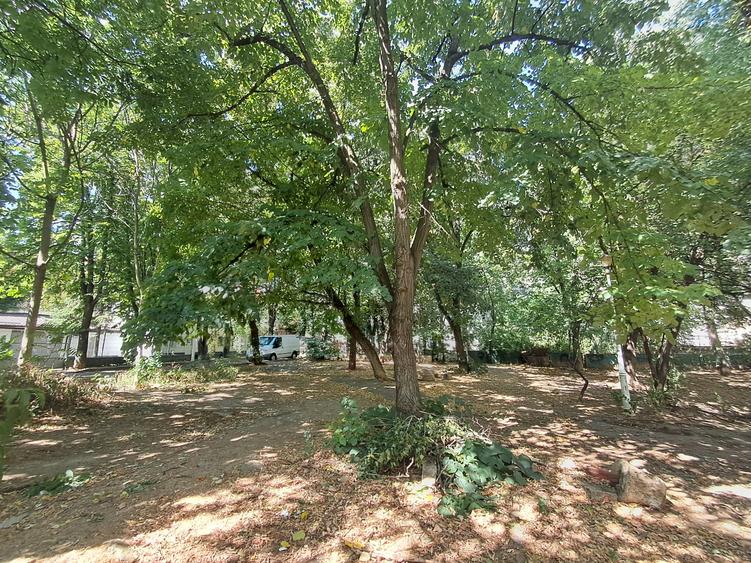 Teren intravilan 3.654 m.p. situat in Bucuresti, zona Gara de Nord - 4