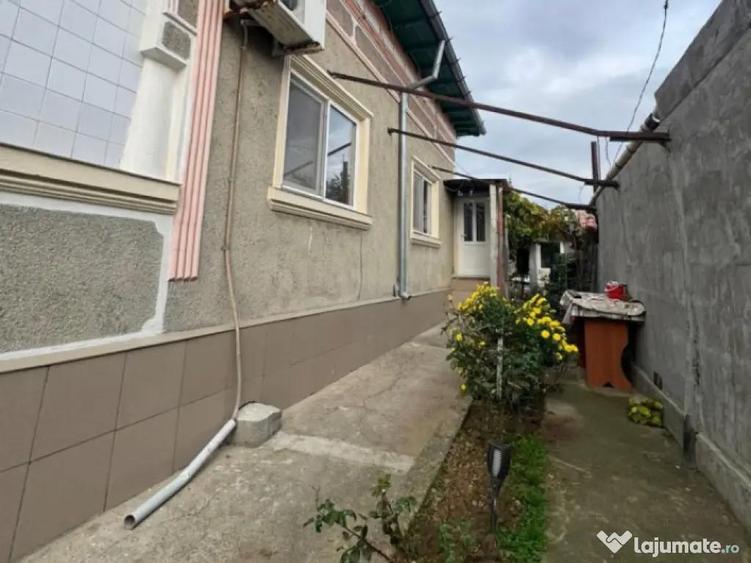 ZONA ALEXANDRU CEL BUN - CASA 4 CAMERE ,TEREN 216 MP - 8