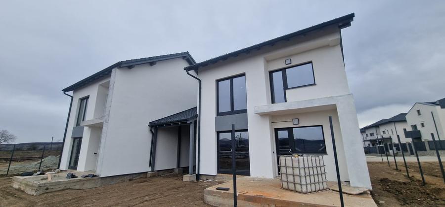 Casa individuala cu 4 camere si Carport de vanzare in Selimbar - 7