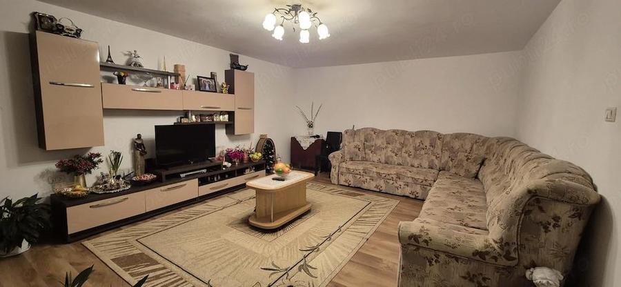 Vila P+M moderna in Lumina 400 mp teren, 5 dormitoare| Garaj - 1