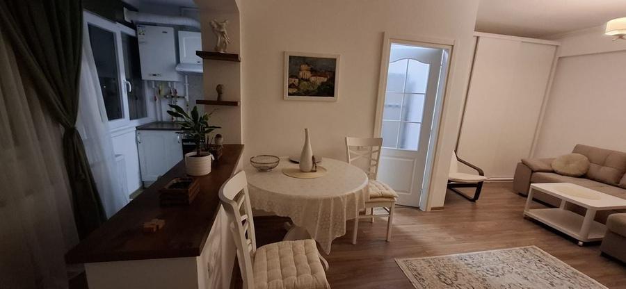 GARSONIERA - TOMIS III - 9