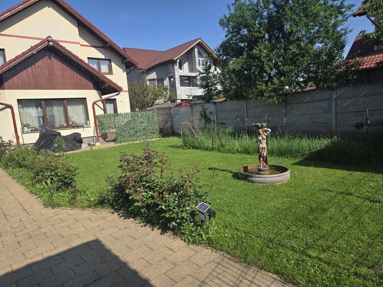 Casa de vanzare in Tractorul - 2