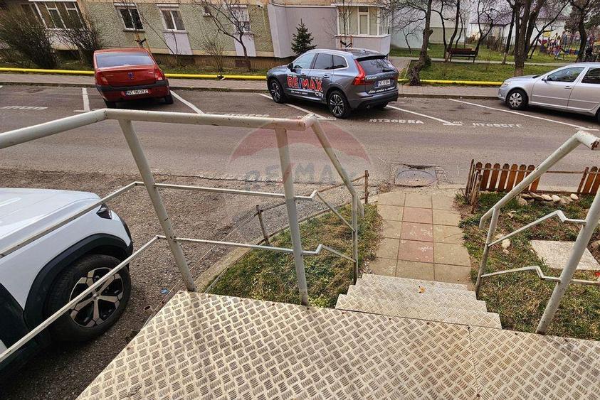 Spa?iu comercial - 2